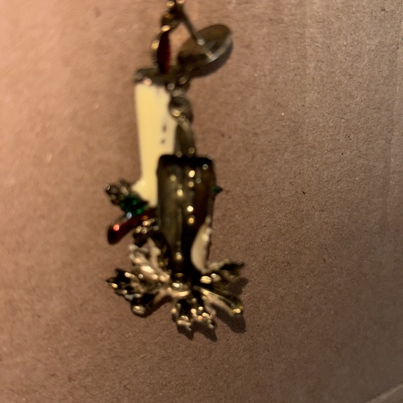 EUC vintage candle holiday earrings. 2” x .75” stud earring off white red green - Picture 6 of 6